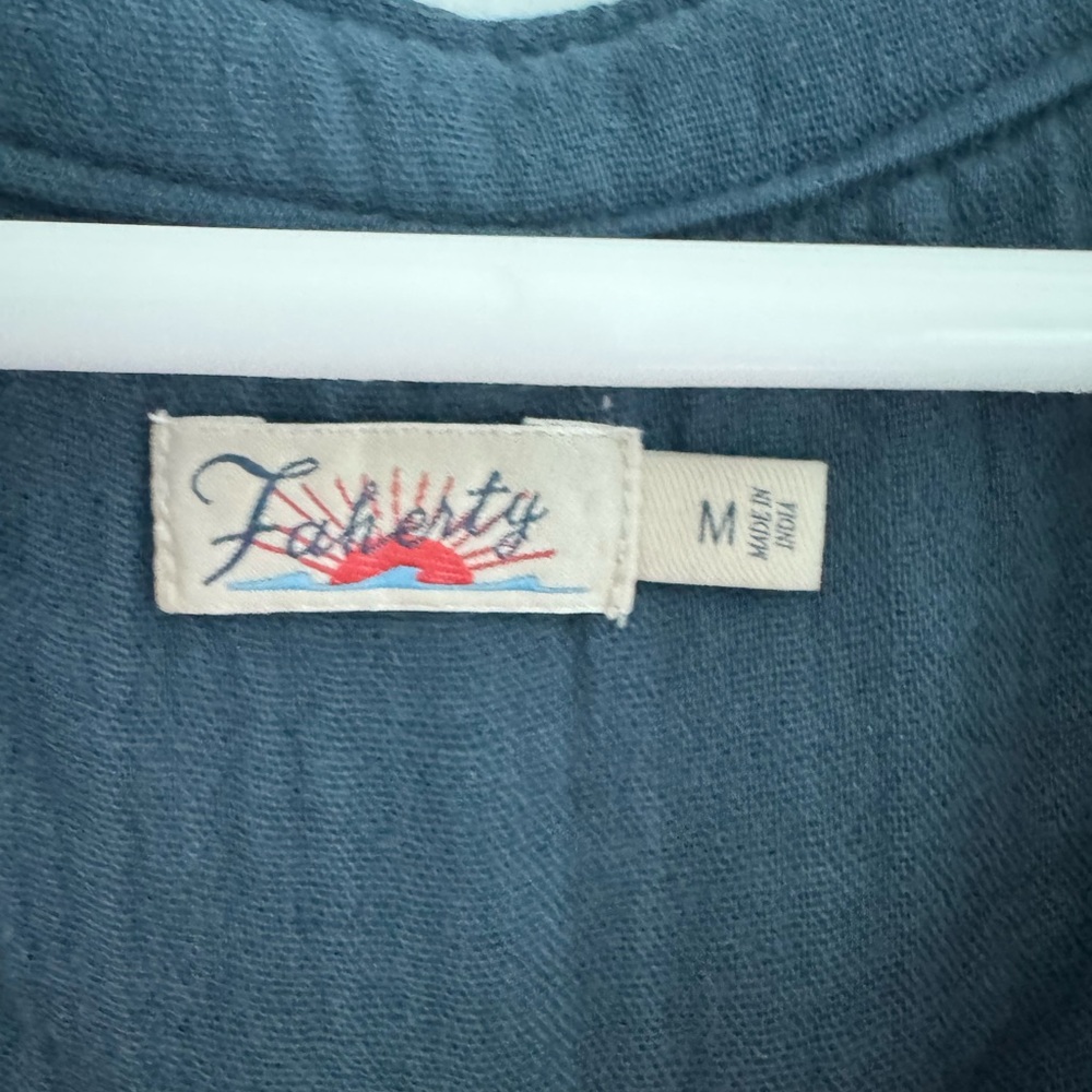 Faherty Deep Blue Button-Up Blouse - Picture 4 of 4